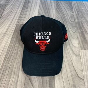 CHICAGO BULLS Hat Cap THROWBACK ADIDAS  ONESIZE Sewn Logo Climalite